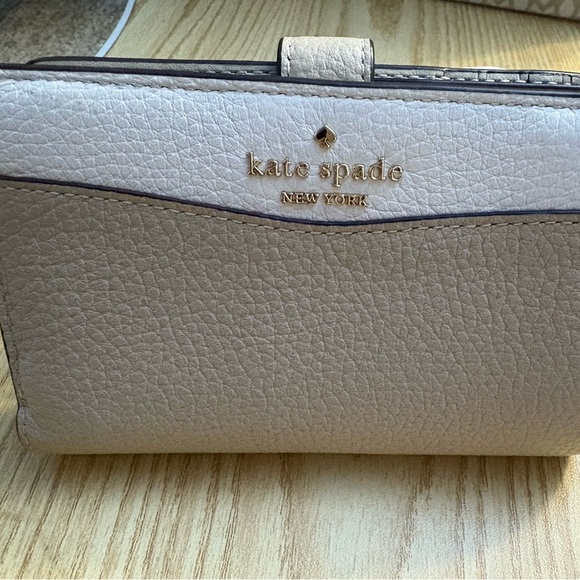kate spade Handbags - Kate Spade Madison Medium Bifold Wallet - Tan & White| Pre Loved |